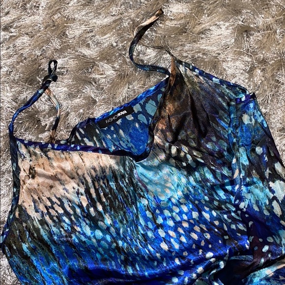 π Dress. - Picture 3 of 3